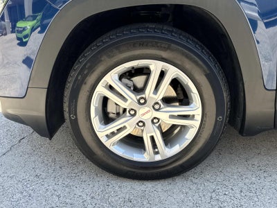 2022 GMC Terrain FWD 4dr SLE