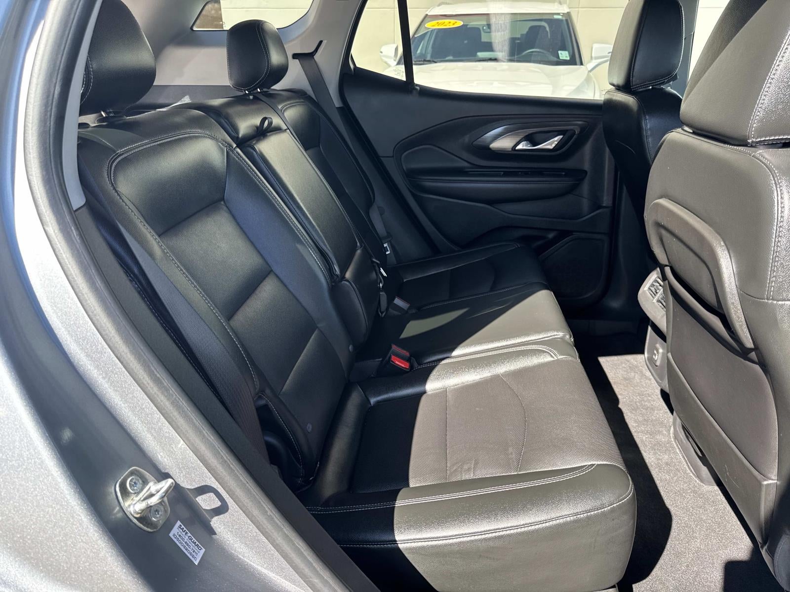 2023 GMC Terrain FWD 4dr SLT