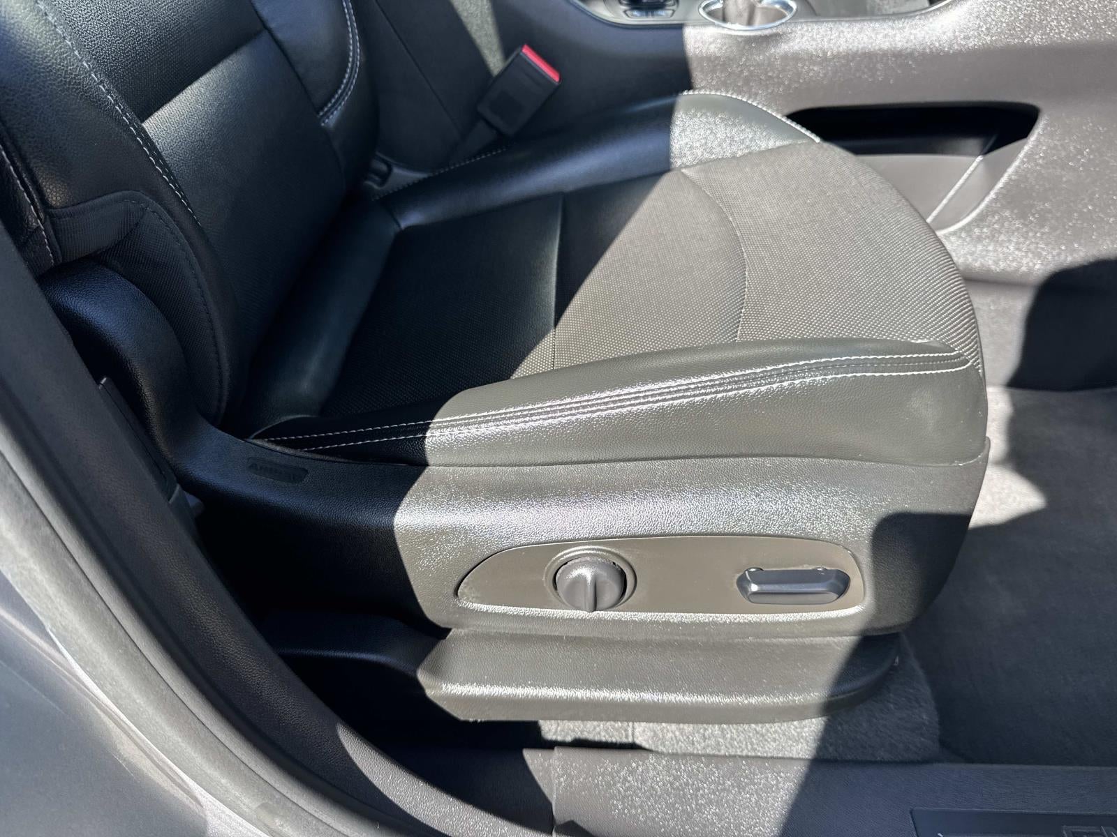 2023 GMC Terrain FWD 4dr SLT