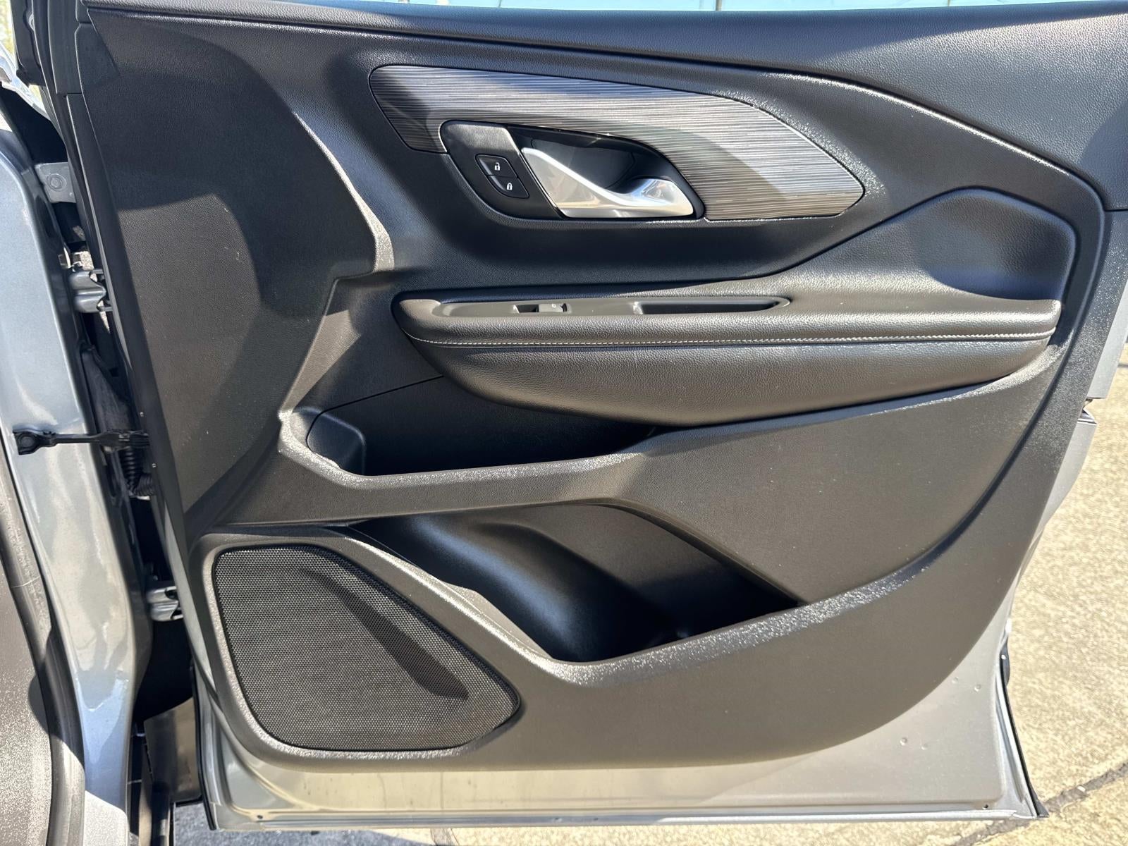 2023 GMC Terrain FWD 4dr SLT