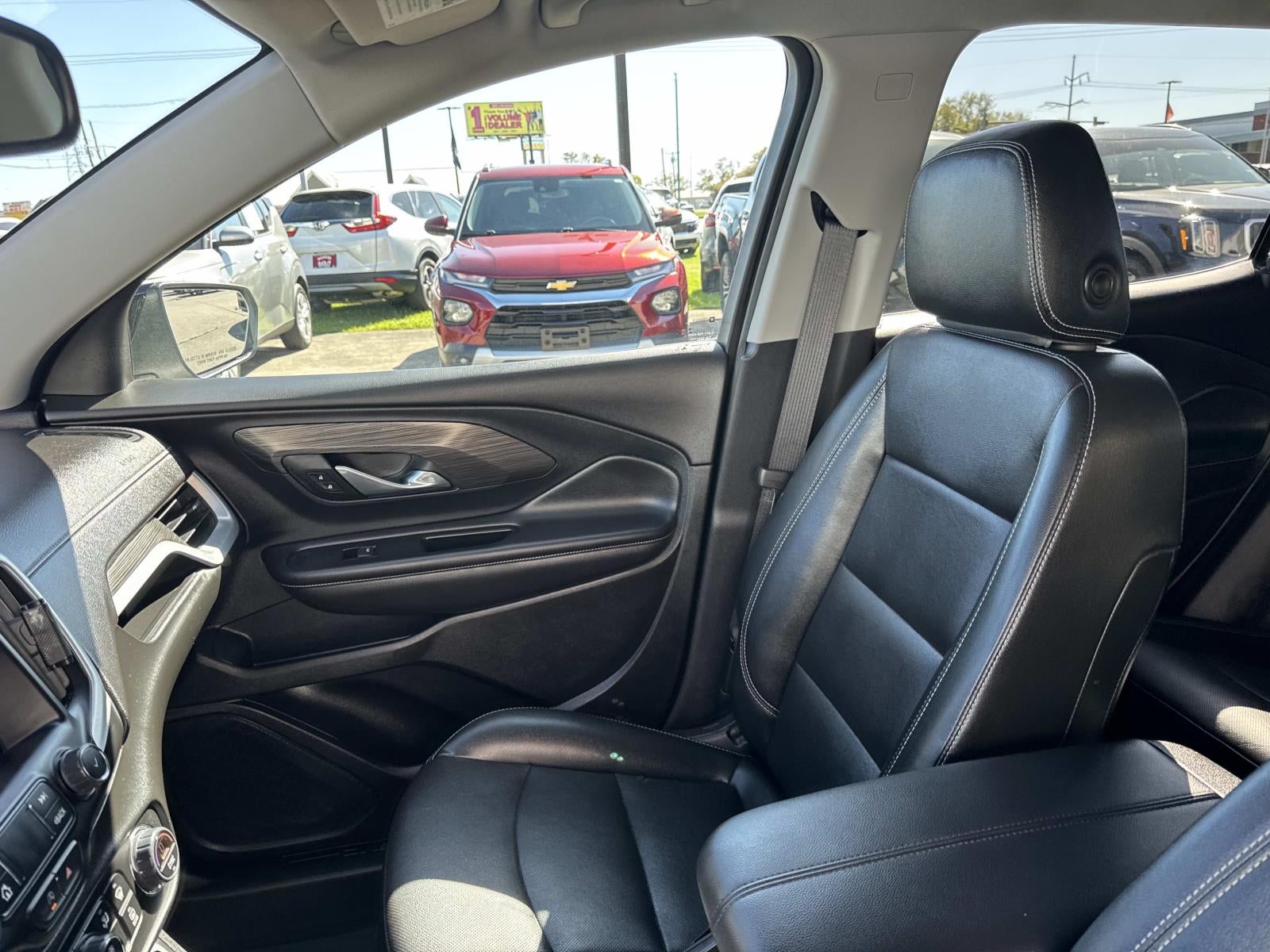 2023 GMC Terrain FWD 4dr SLT