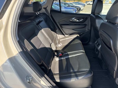2022 GMC Terrain AWD 4dr AT4