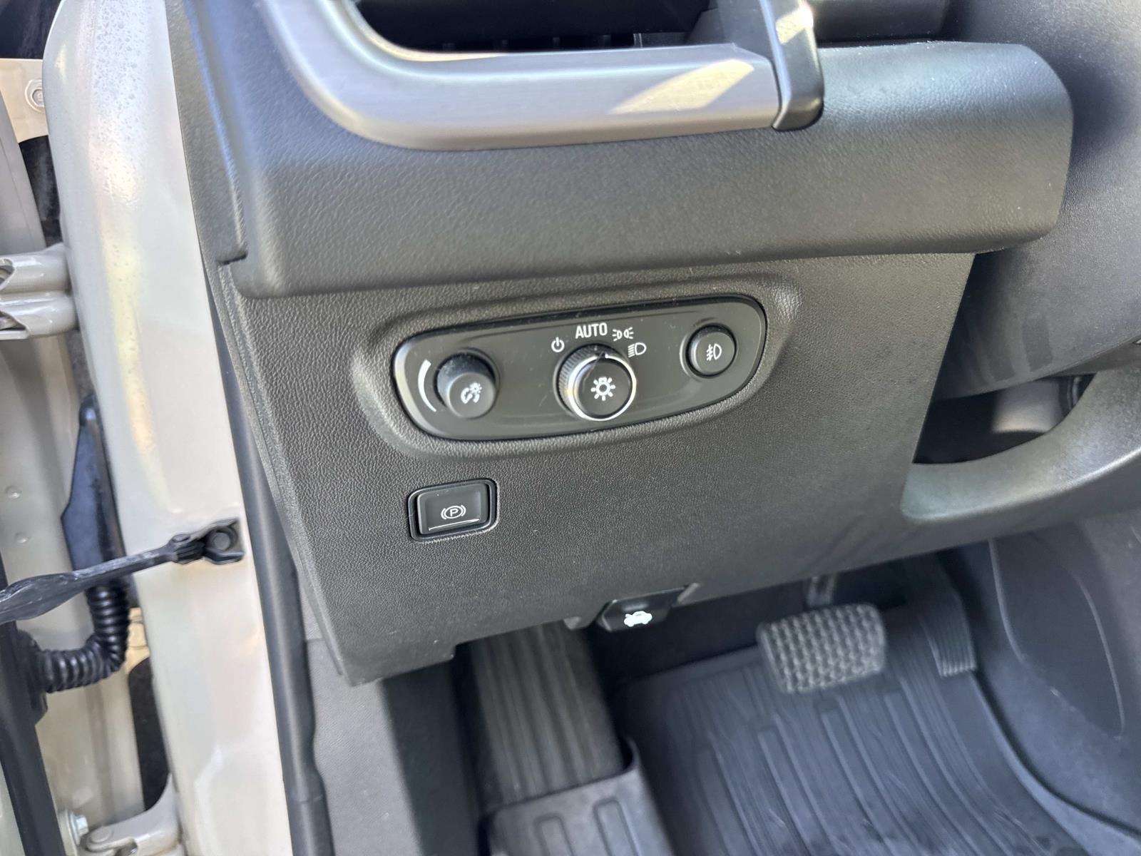 2022 GMC Terrain AWD 4dr AT4