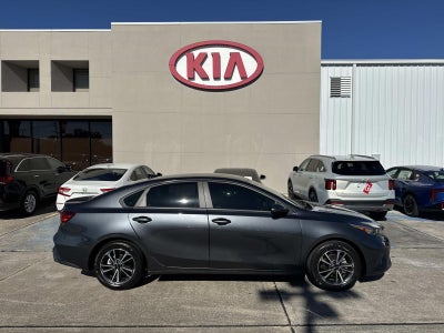 2022 Kia Forte LXS IVT