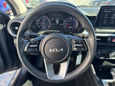 2022 Kia Forte LXS IVT