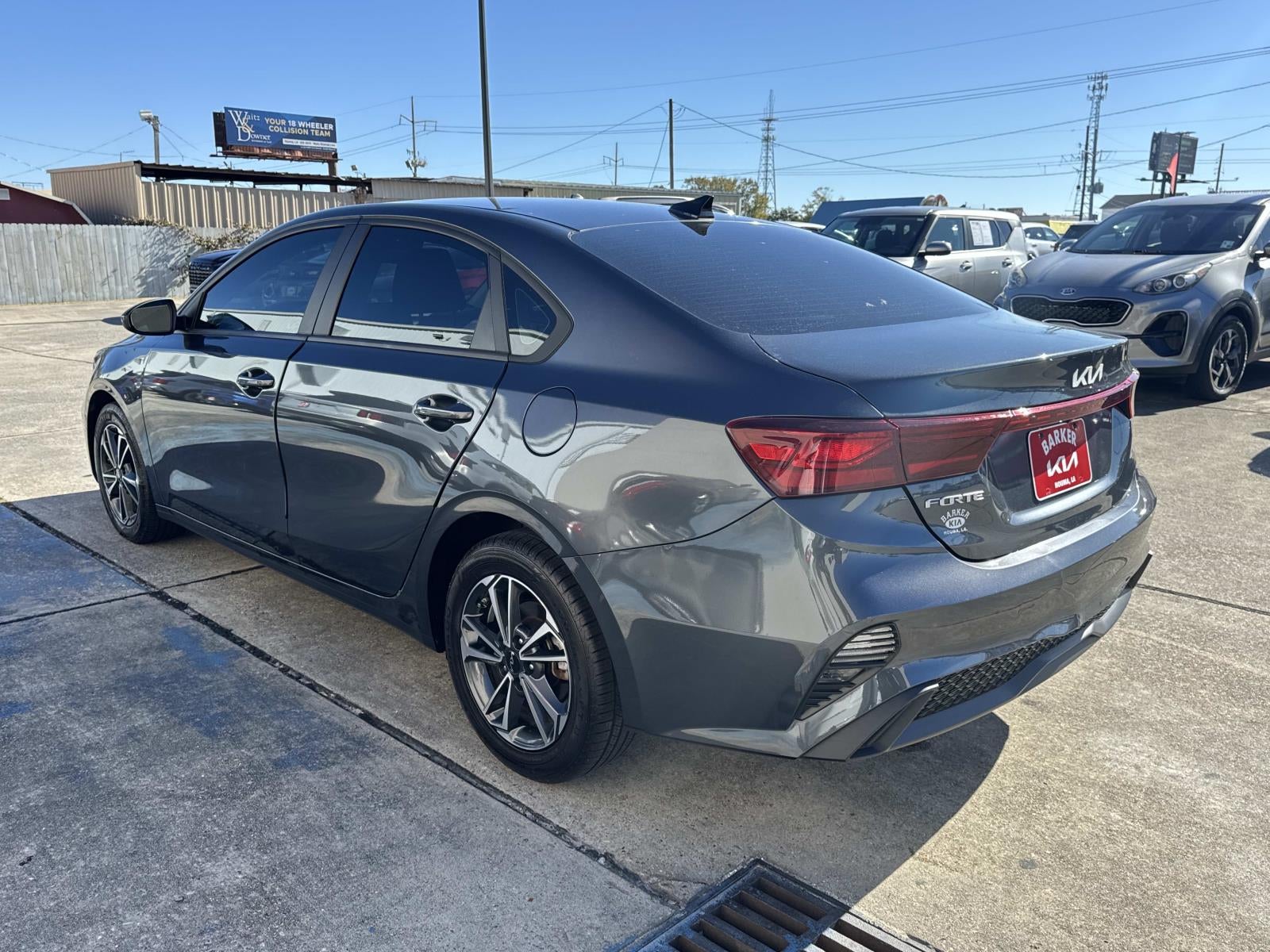 2022 Kia Forte LXS IVT