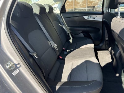 2024 Kia Forte LXS IVT