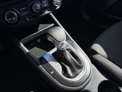 2024 Kia Forte LXS IVT