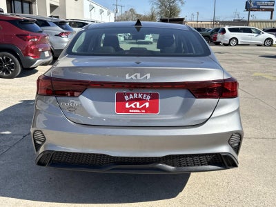 2024 Kia Forte LXS IVT
