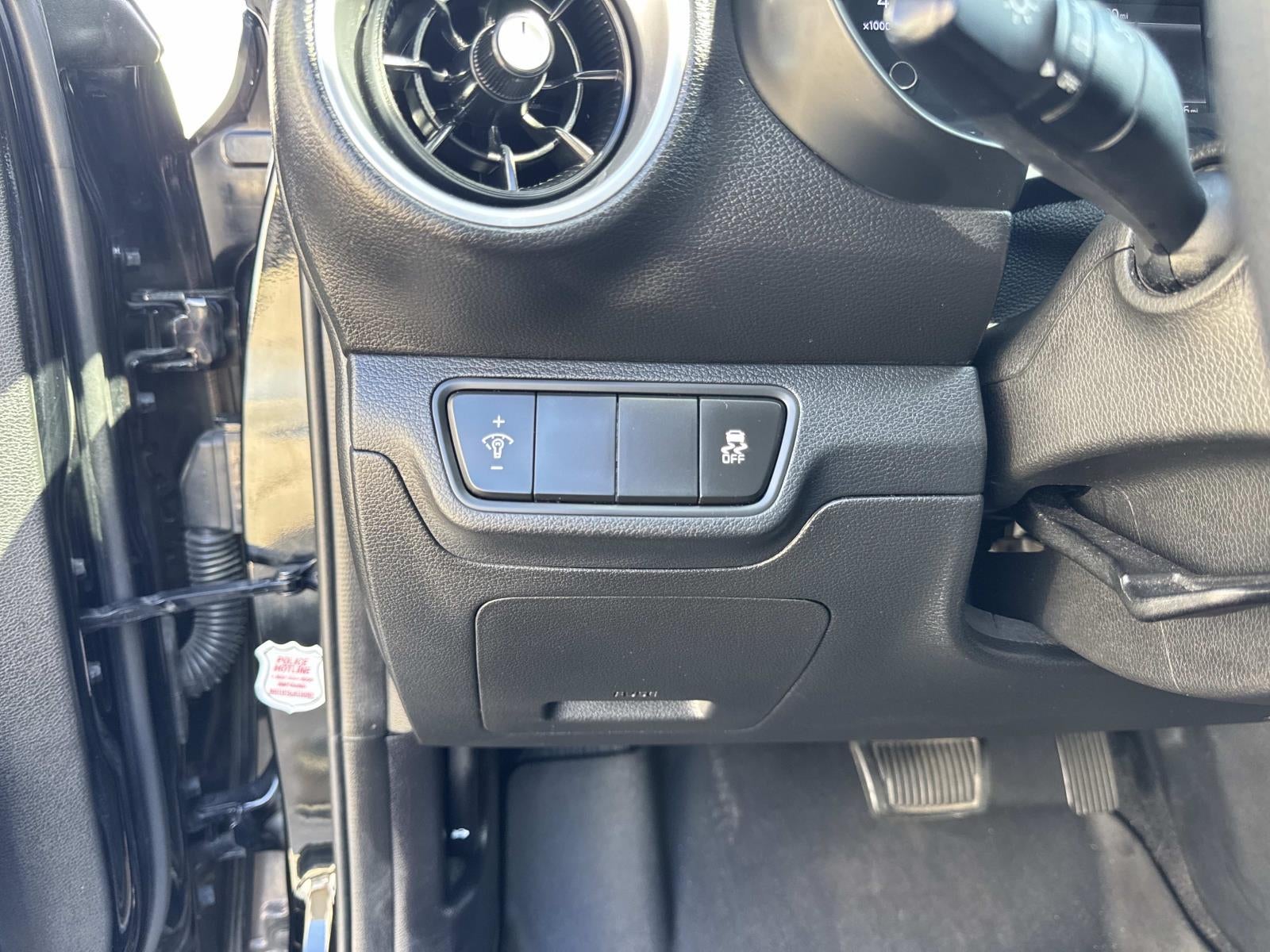 2023 Kia Forte LXS IVT