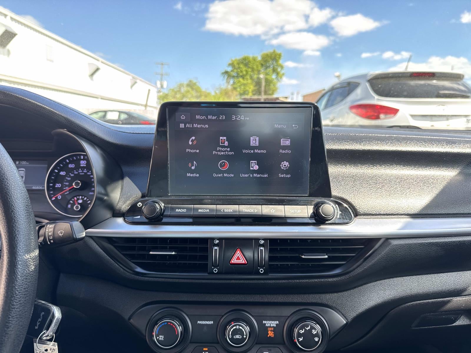 2023 Kia Forte LXS IVT