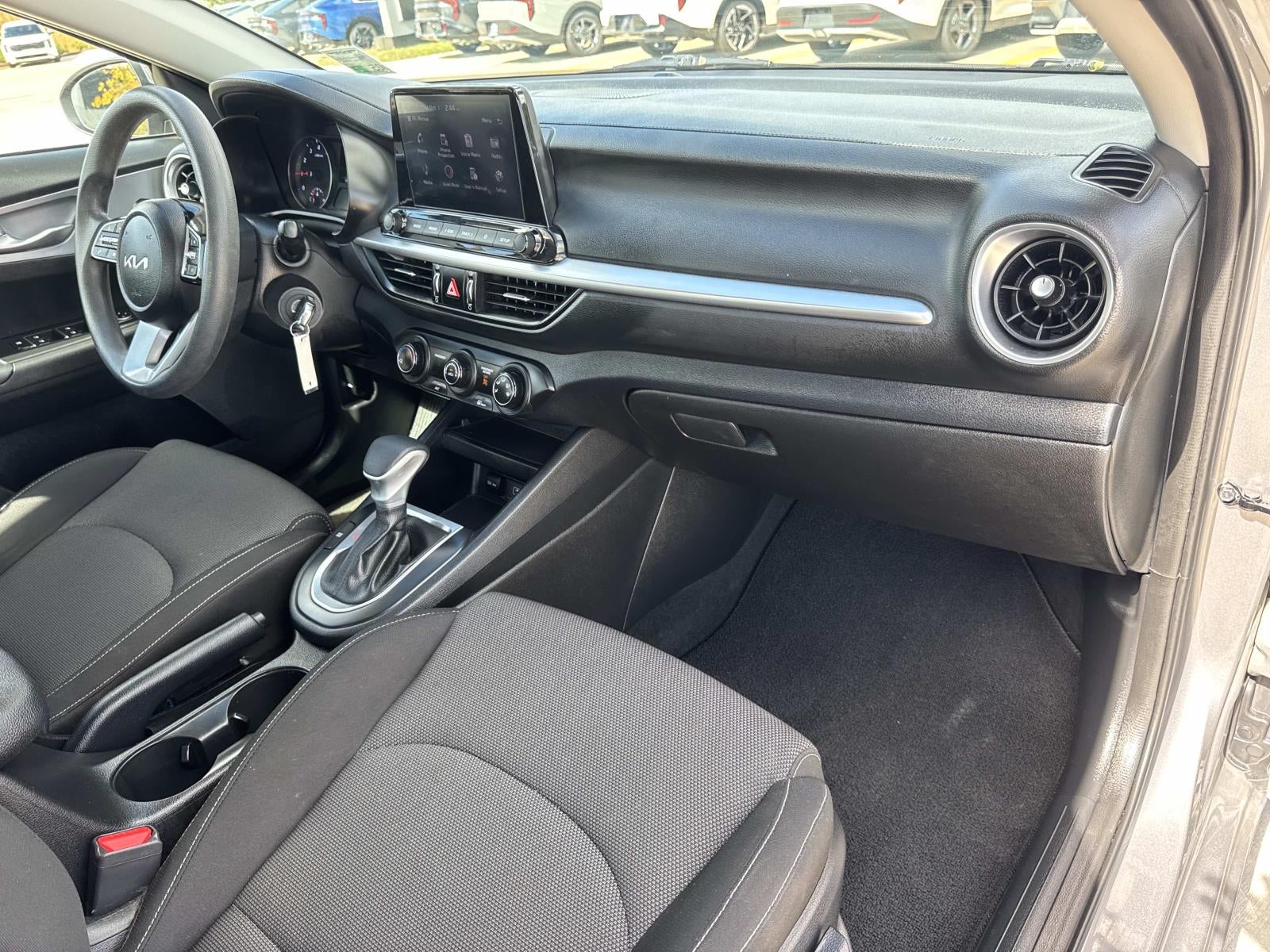2023 Kia Forte LXS IVT