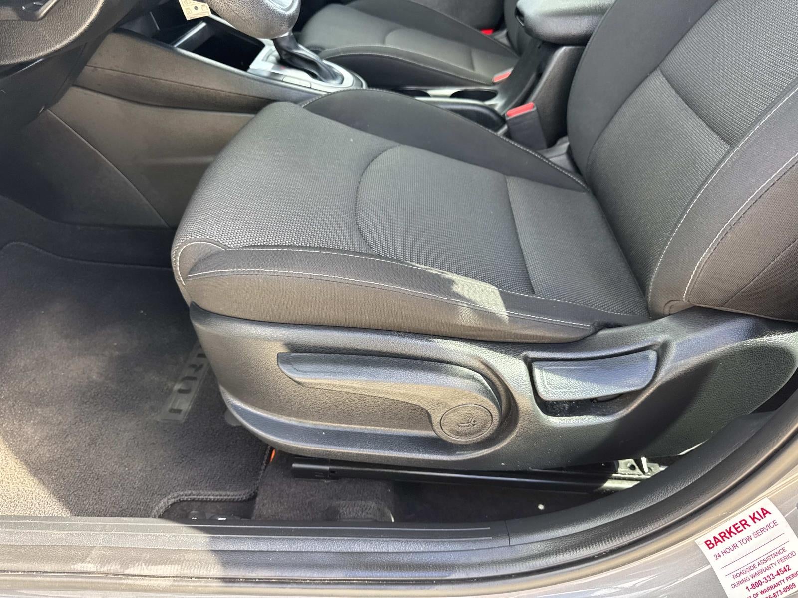2023 Kia Forte LXS IVT