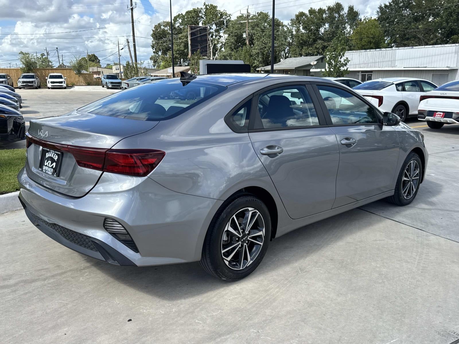 2023 Kia Forte LXS IVT