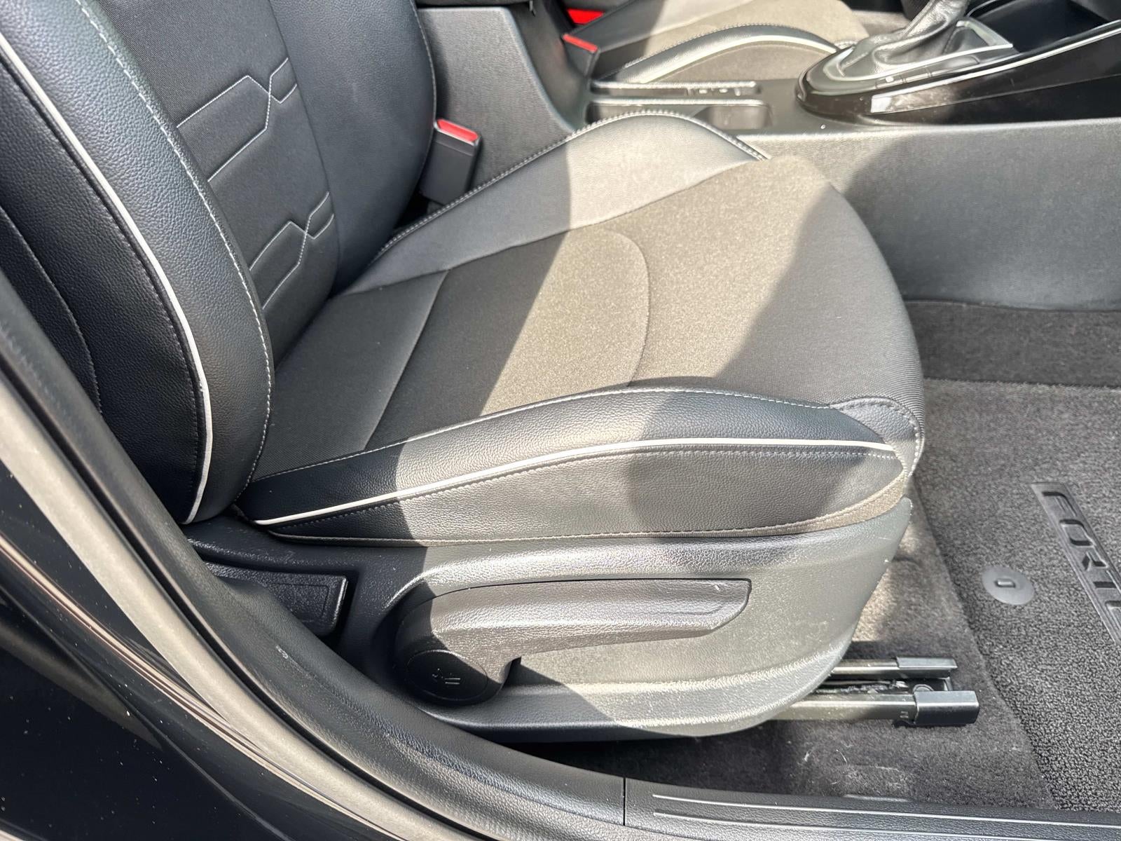 2024 Kia Forte GT-Line IVT