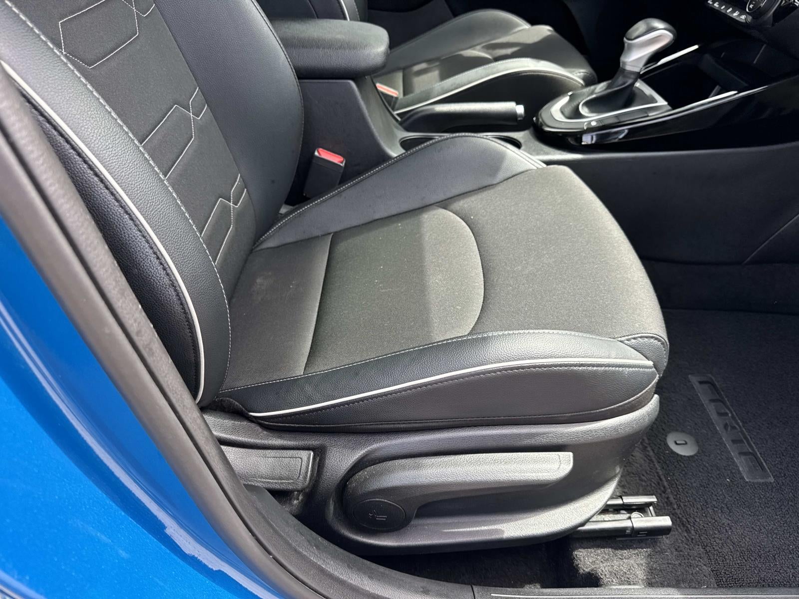 2023 Kia Forte GT-Line IVT