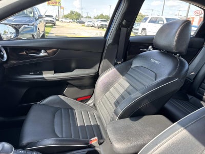 2024 Kia Forte GT-Line IVT