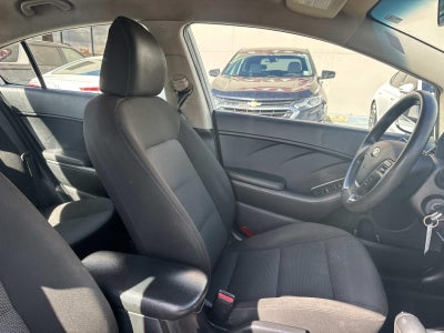 2017 Kia Forte LX Auto