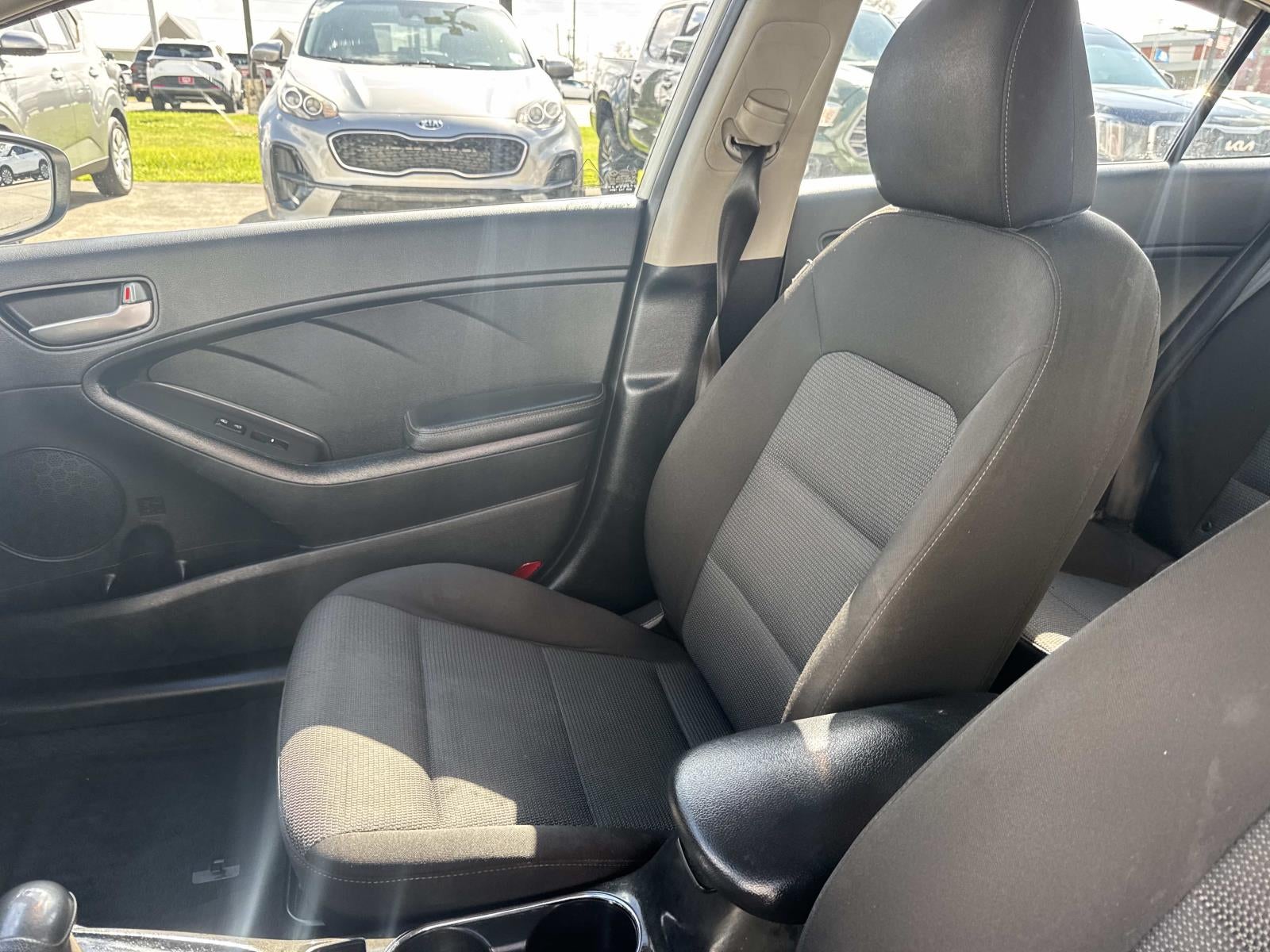 2017 Kia Forte LX Auto