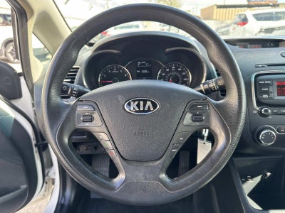 2017 Kia Forte LX Auto