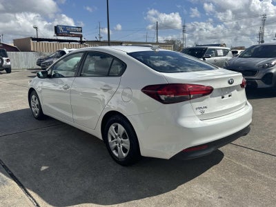2017 Kia Forte LX Auto