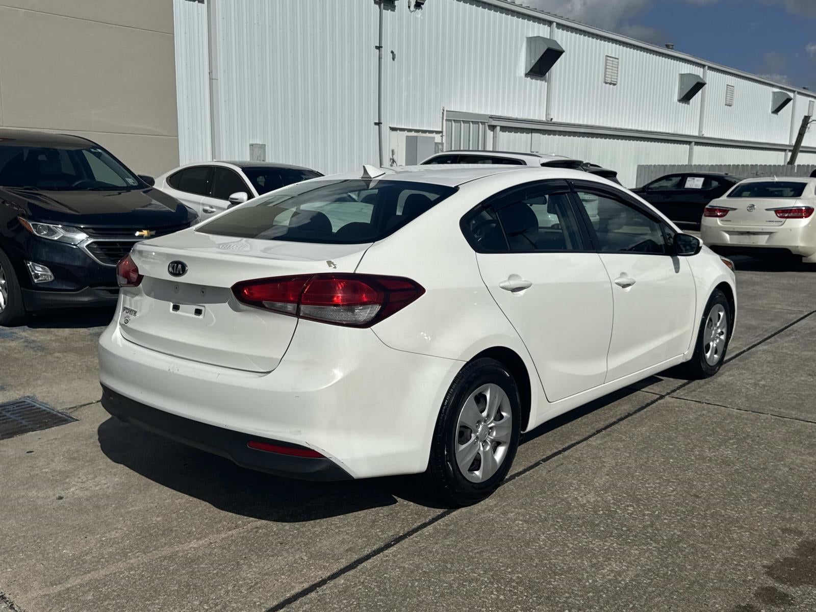 2017 Kia Forte LX Auto