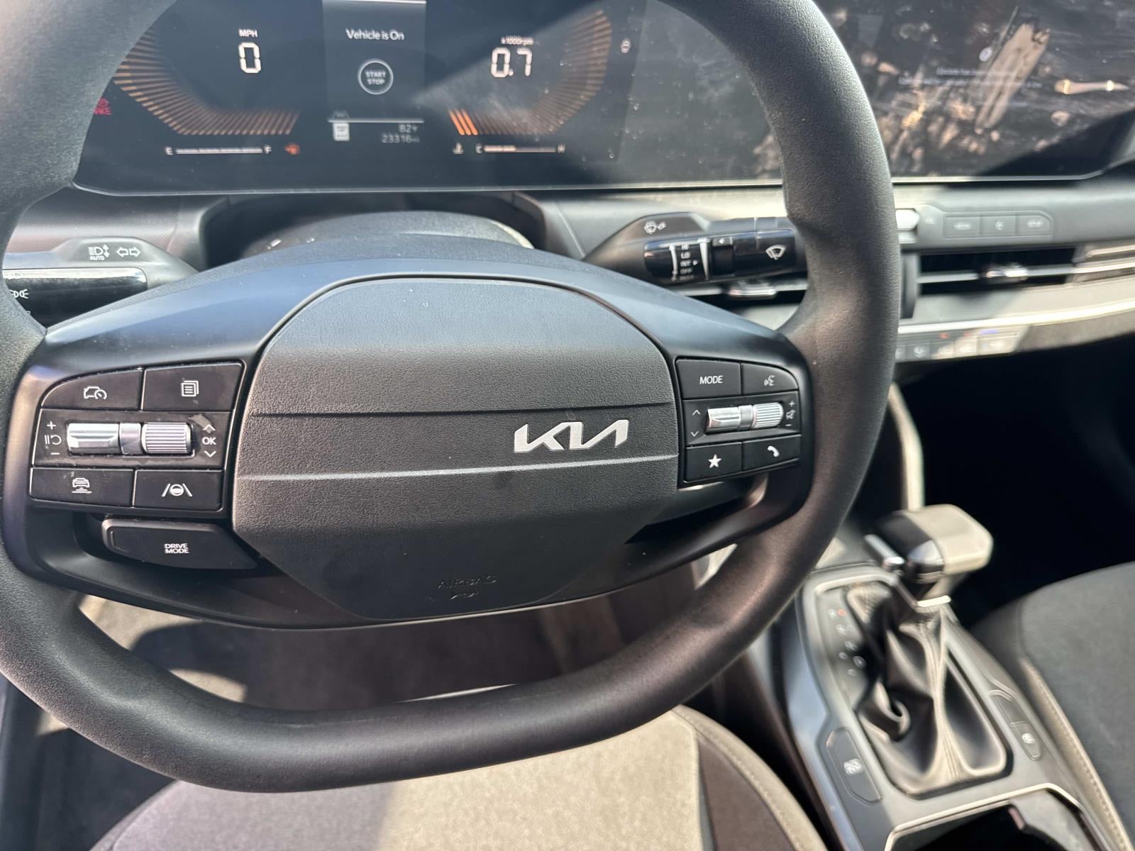 2025 Kia K4 LXS FWD
