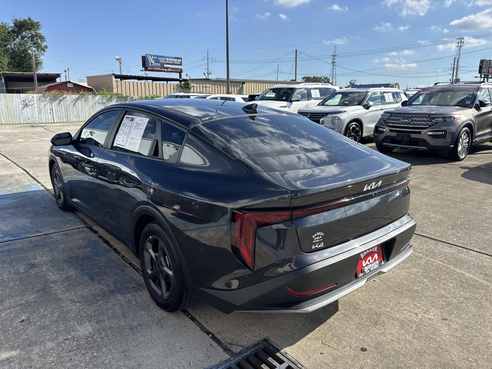 2025 Kia K4 LXS FWD