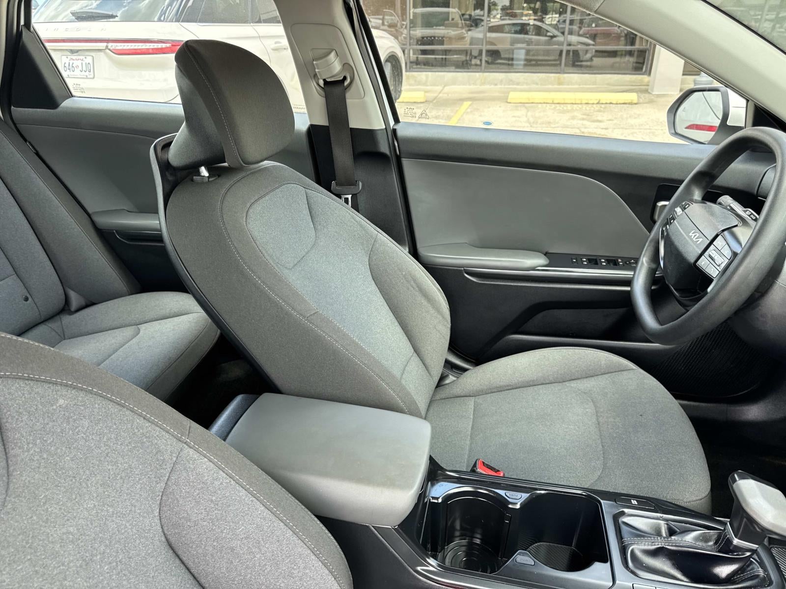 2025 Kia K4 LXS FWD