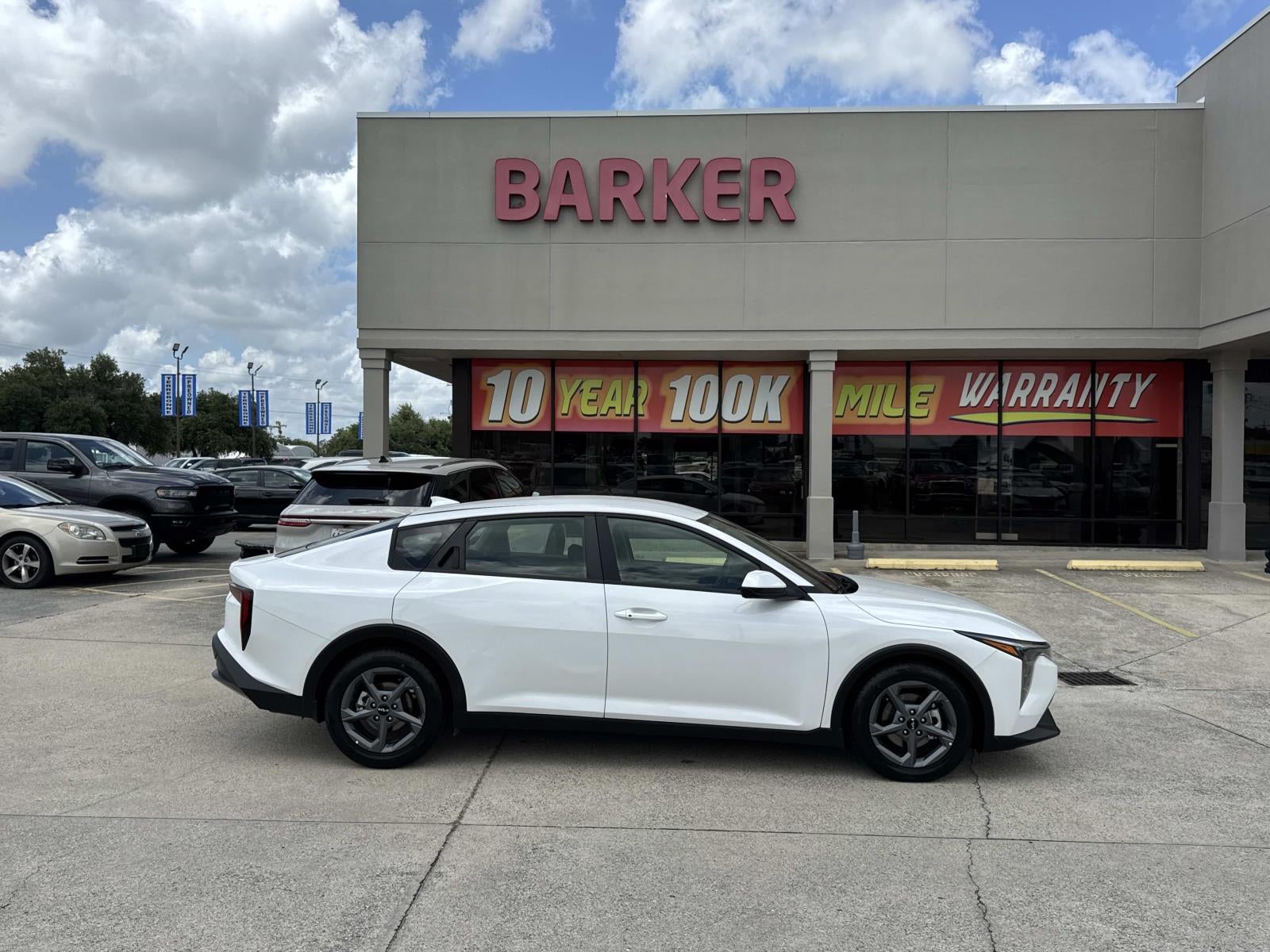 2025 Kia K4 LXS FWD