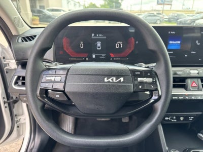 2025 Kia K4 LXS FWD