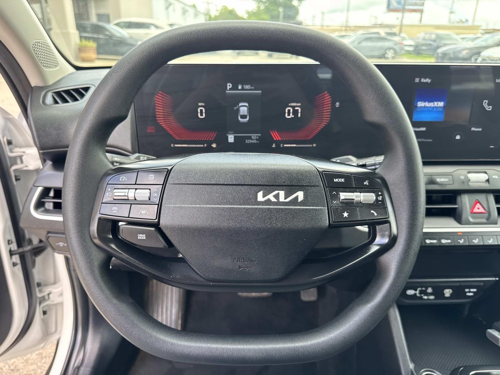 2025 Kia K4 LXS FWD