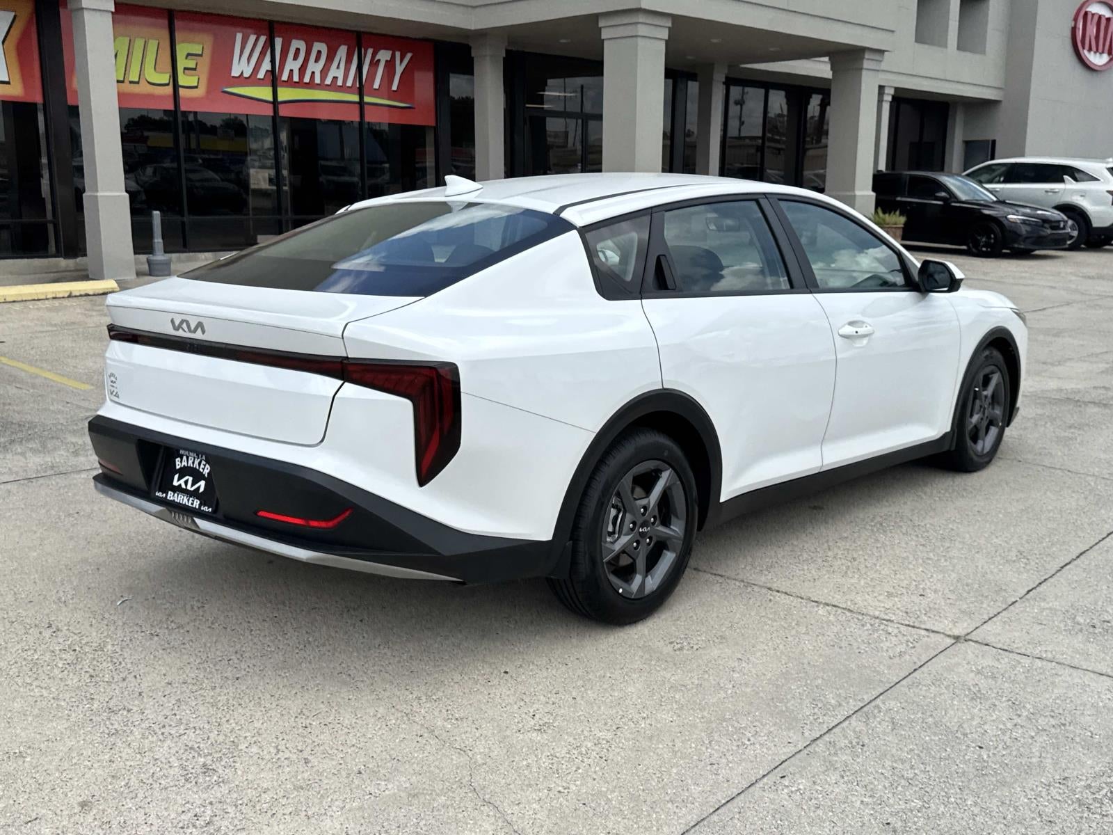 2025 Kia K4 LXS FWD