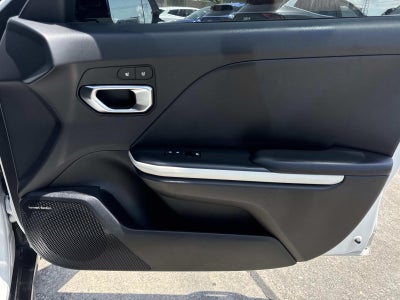 2025 Kia K4 GT-Line FWD