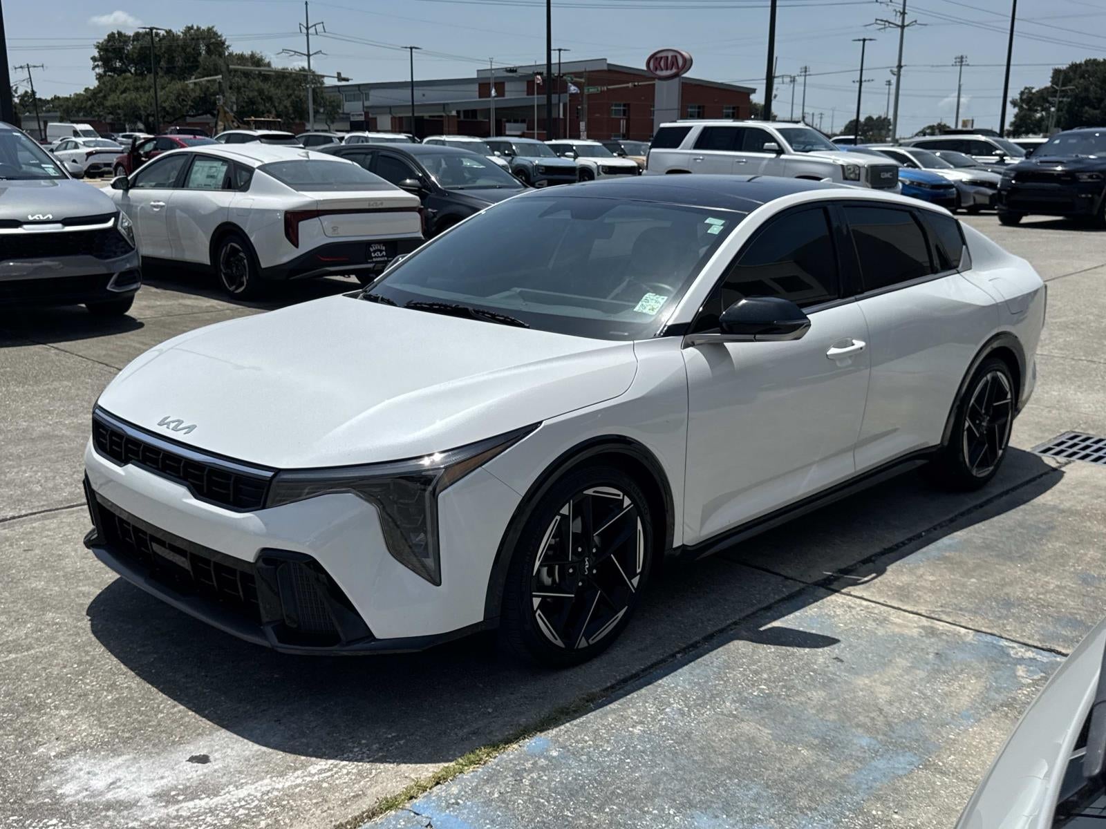2025 Kia K4 GT-Line FWD