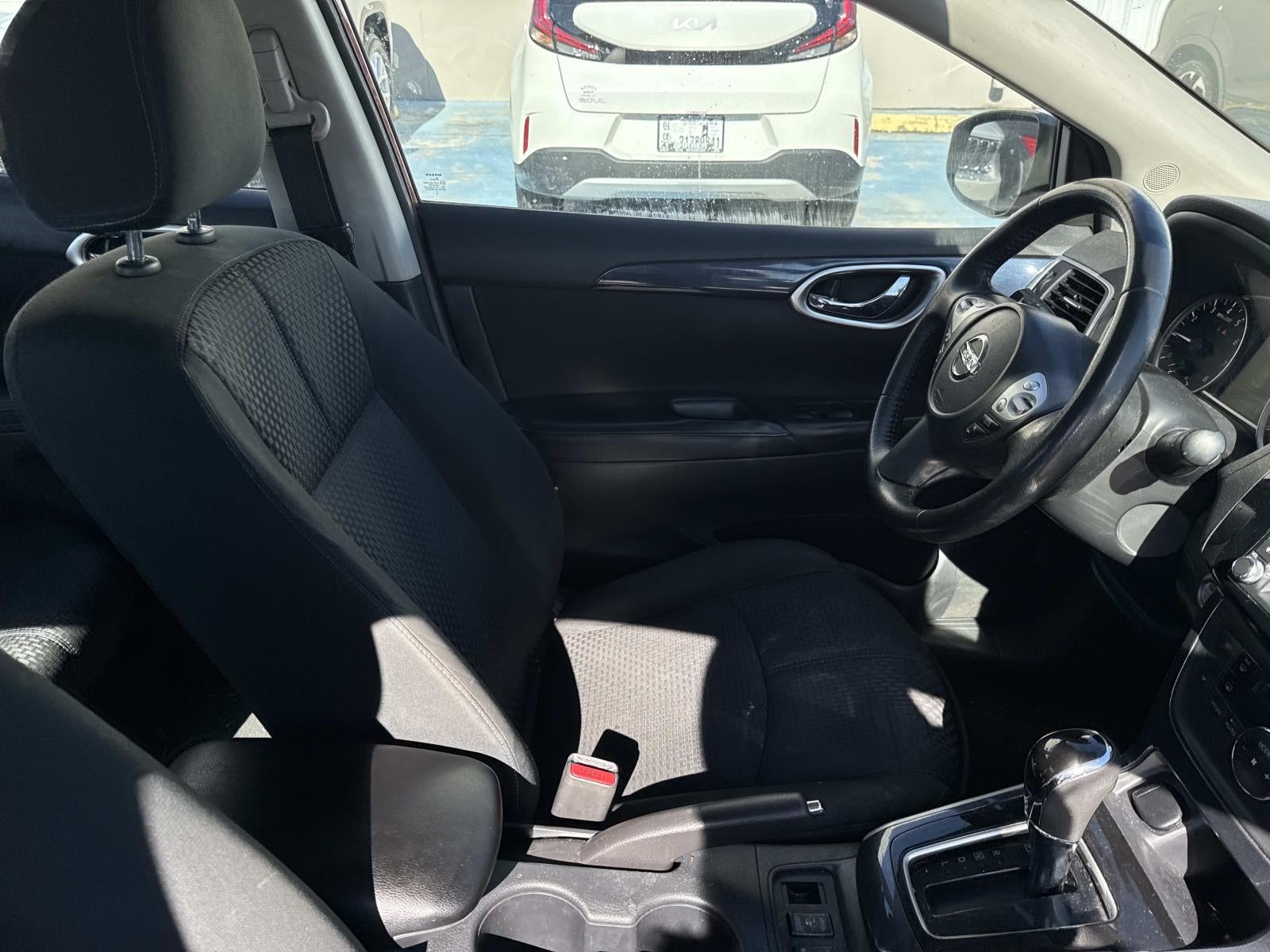 2022 Nissan Sentra SV CVT