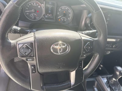 2021 Toyota Tacoma 2WD SR5 Double Cab 5' Bed V6 AT (Natl)