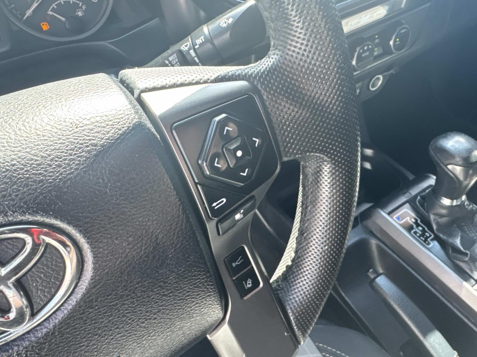 2021 Toyota Tacoma 2WD SR5 Double Cab 5' Bed V6 AT (Natl)