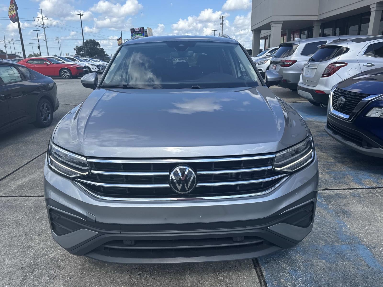 2024 Volkswagen Tiguan 2.0T SE FWD