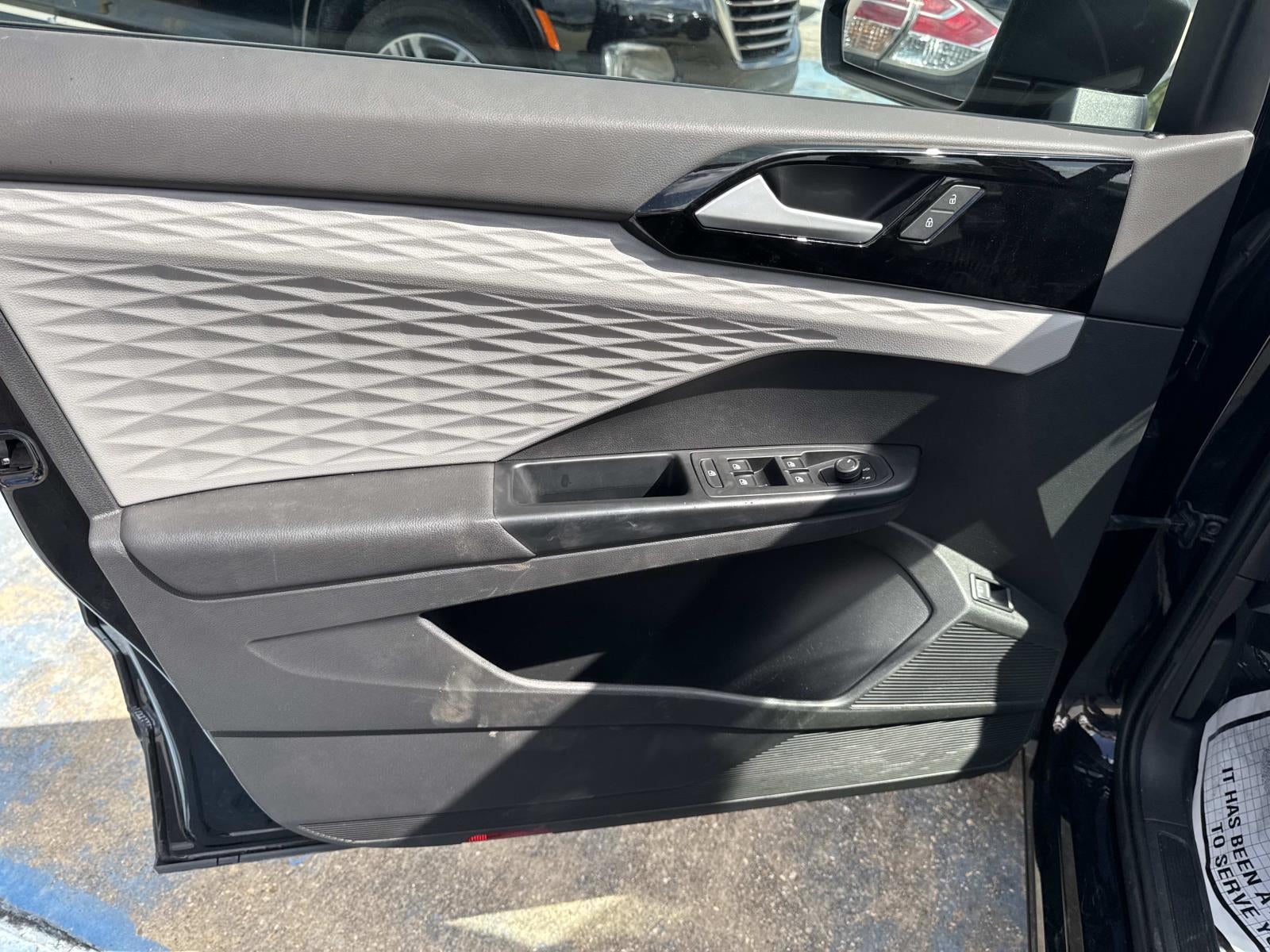 2022 Volkswagen Taos S FWD