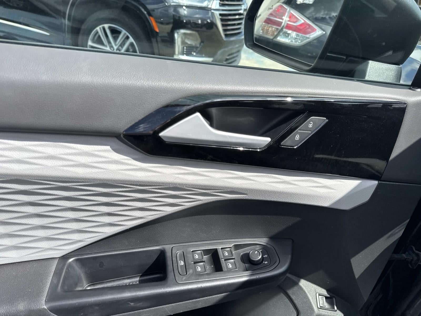 2022 Volkswagen Taos S FWD