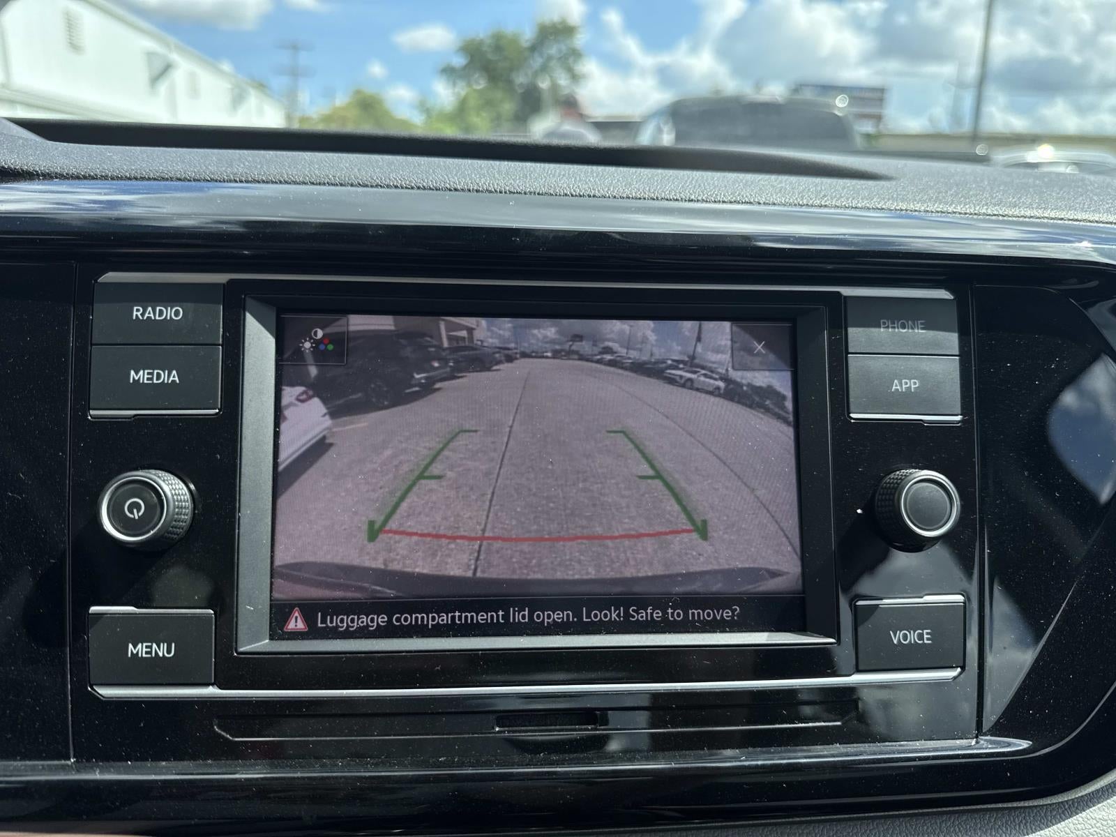 2022 Volkswagen Taos S FWD