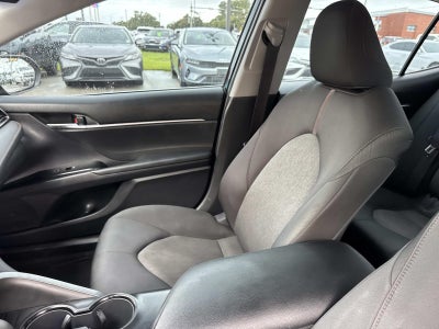 2019 Toyota Camry LE Auto (Natl)