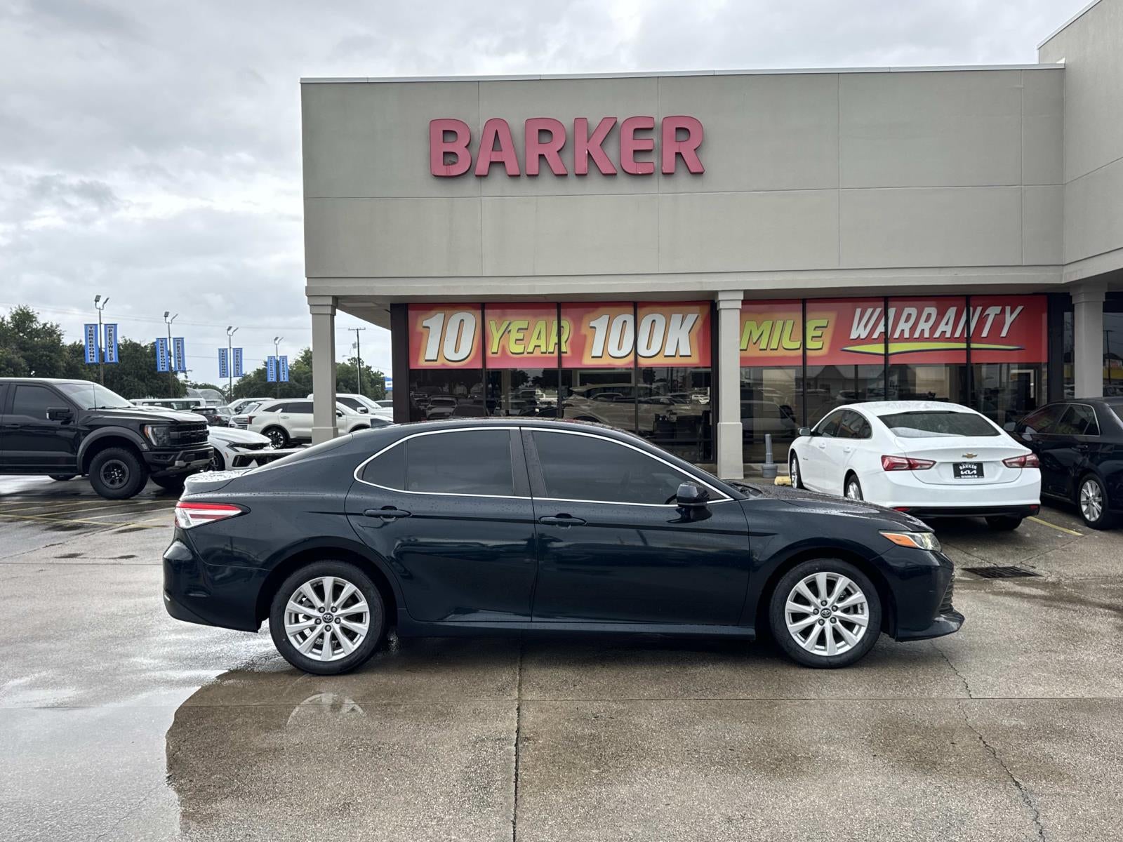 2019 Toyota Camry LE Auto (Natl)