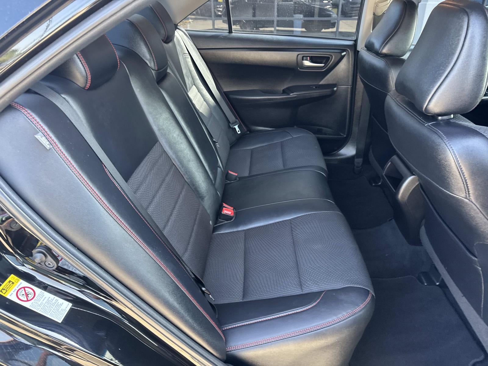 2017 Toyota Camry SE Auto (Natl)
