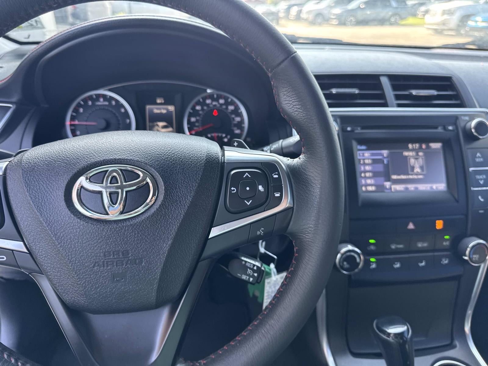 2017 Toyota Camry SE Auto (Natl)