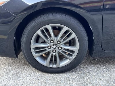 2017 Toyota Camry SE Auto (Natl)