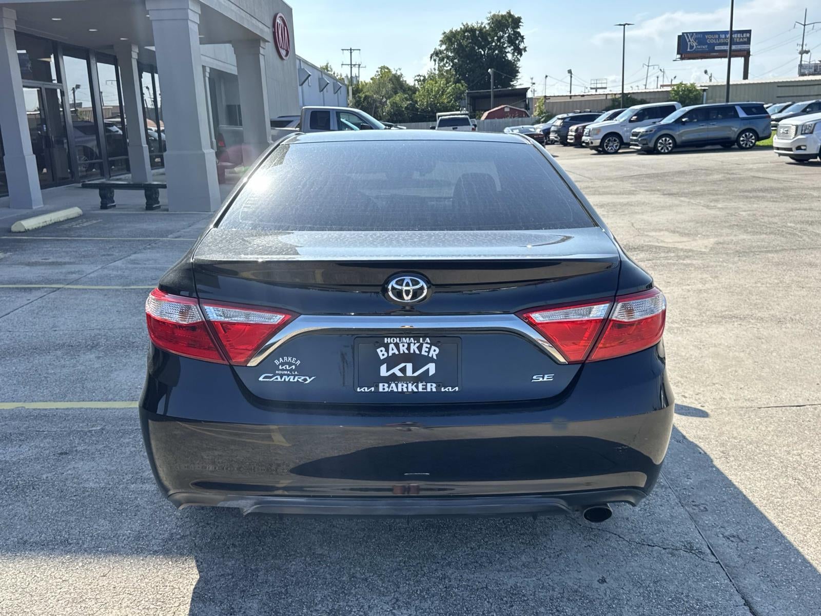 2017 Toyota Camry SE Auto (Natl)