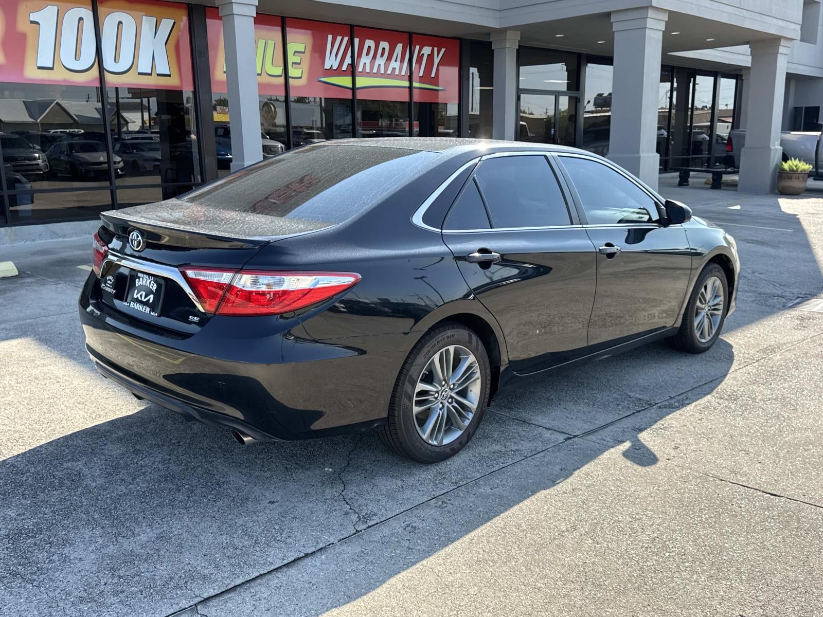 2017 Toyota Camry SE Auto (Natl)