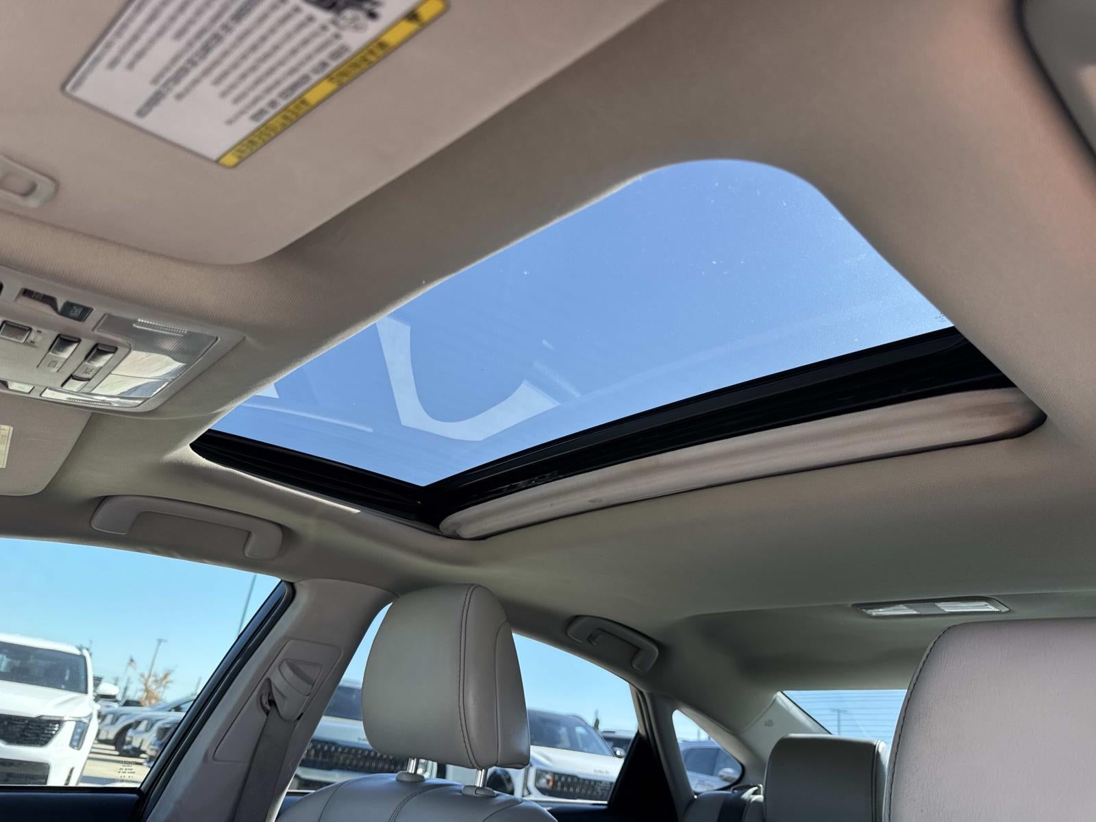 2016 Toyota Avalon 4dr Sdn XLE (Natl)